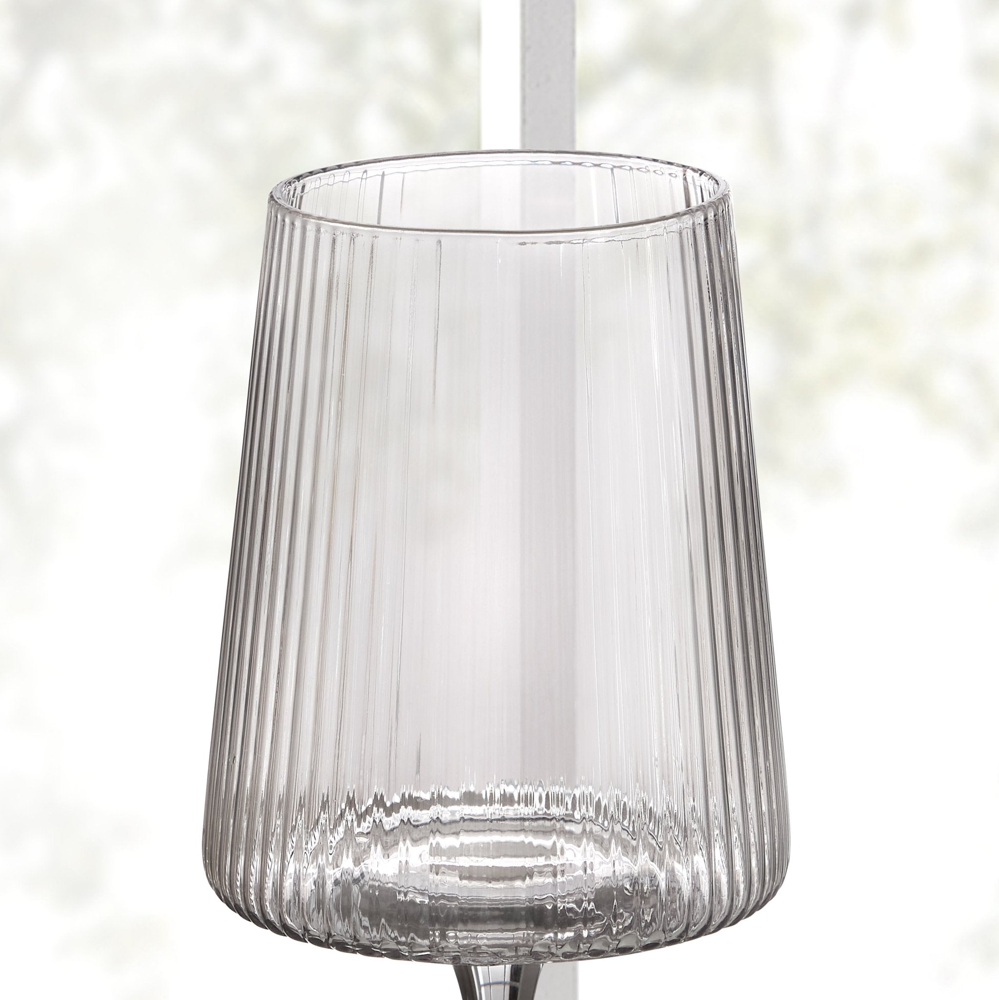 Gatsby Set of 4 Ripple Glass Wine Glasses - Smoked